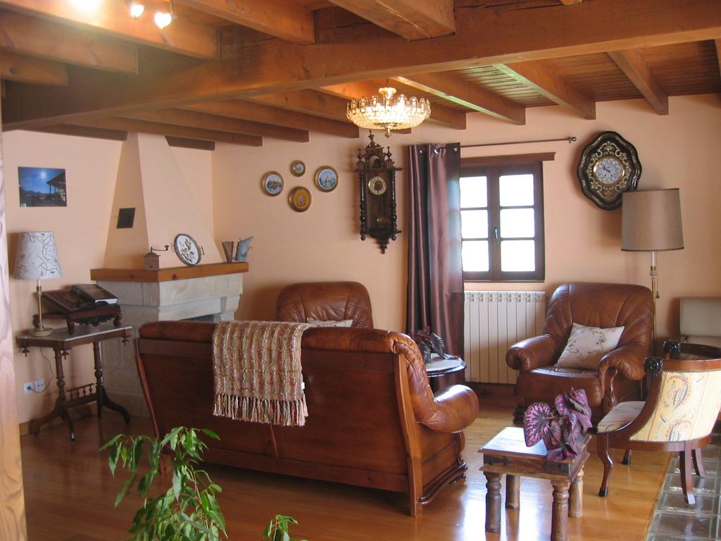 Sobrefuentes Casa de Aldea