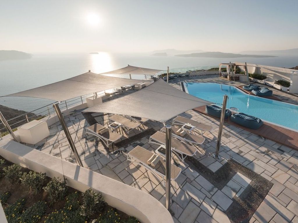 Caldera's Dolphin Suites