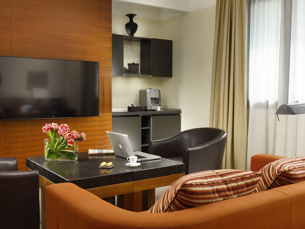 Milan Suite Hotel