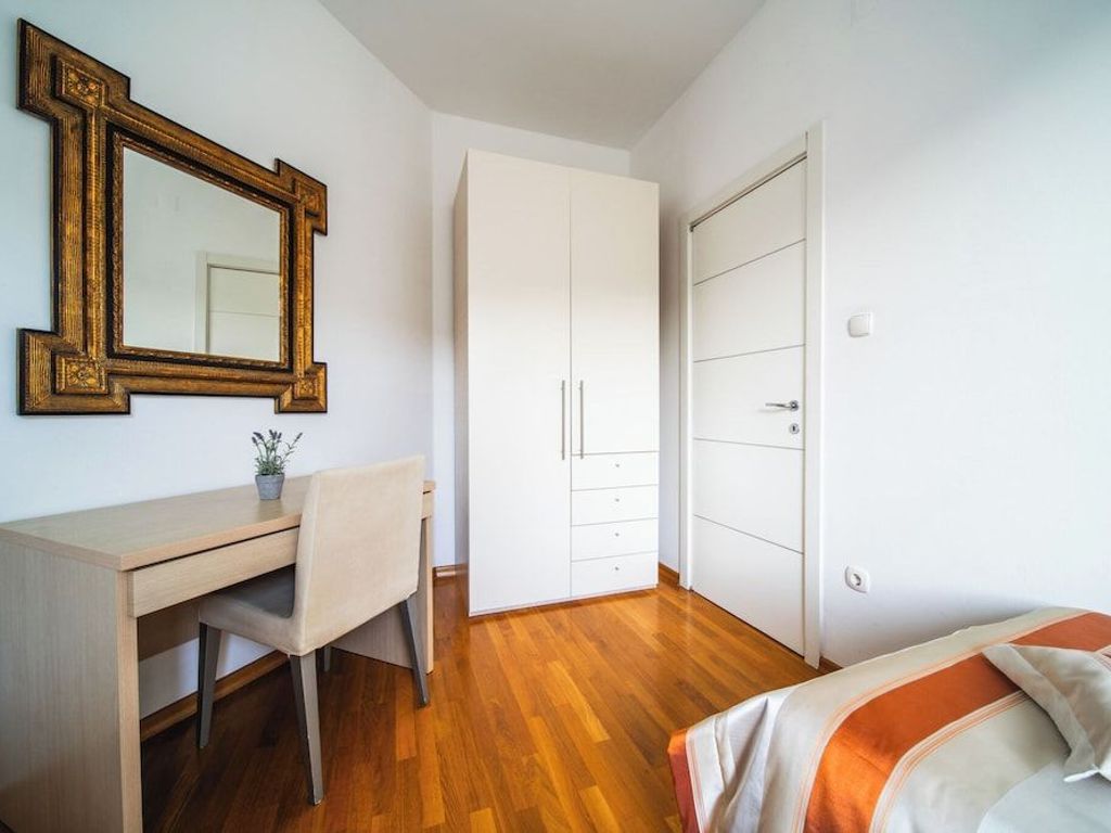 Pervanovo Apartments