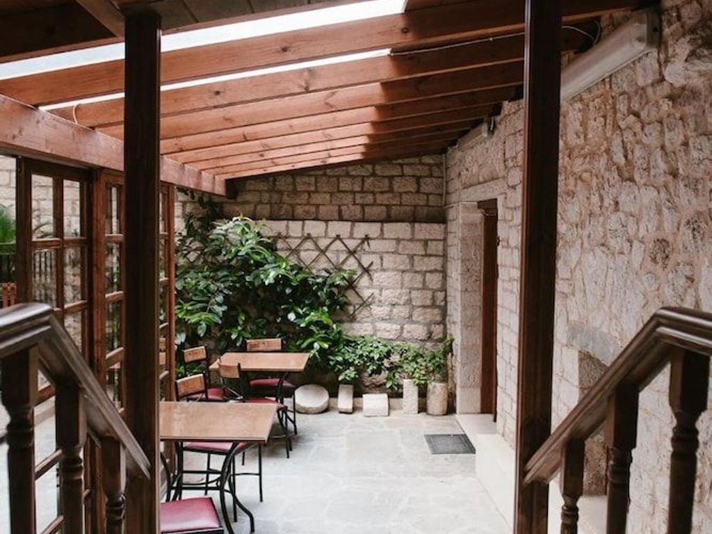 Kentrikon Hotel
