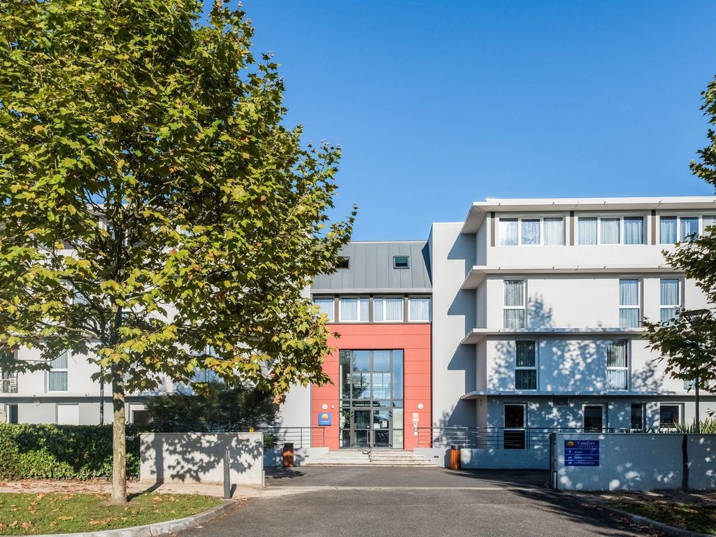 Hotel Comfort Suites Pau Idron