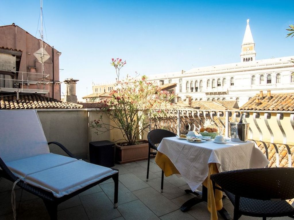 Hotel Antigo Trovatore