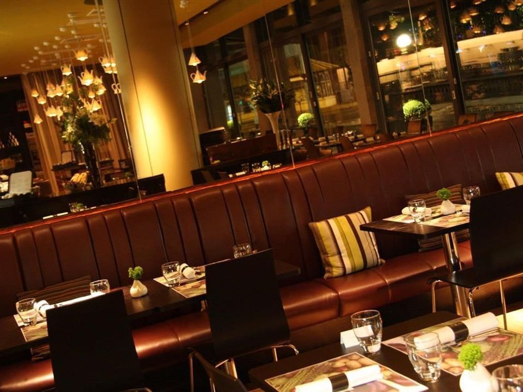 THE VINCENT HOTEL