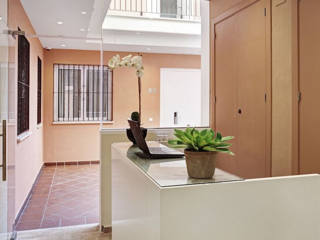 Apartamentos Metrópolis Sevilla
