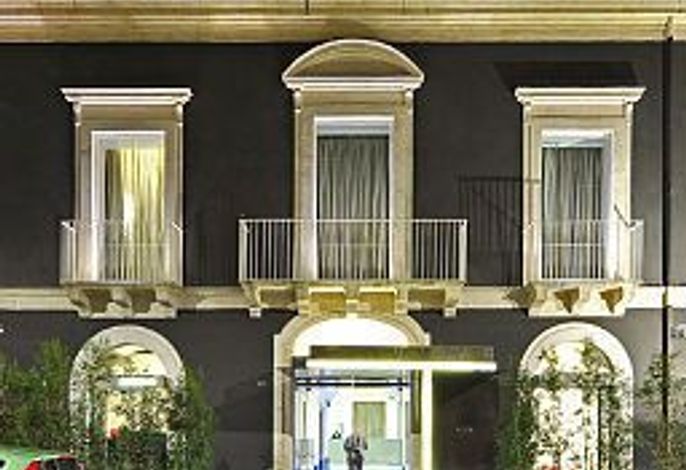 Romano House