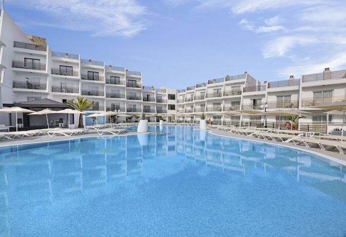 Palmanova Suites by TRH
