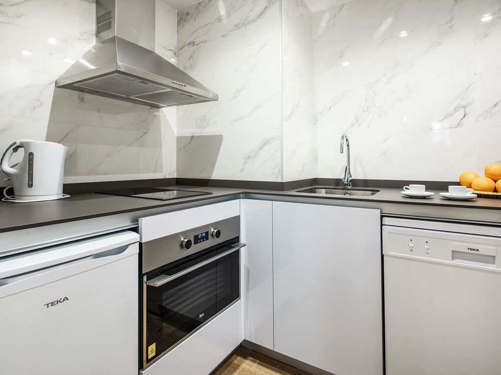 PIERRE & VACANCES MADRID APARTAMENTOS EUROBUILDING 2 Aparthotel