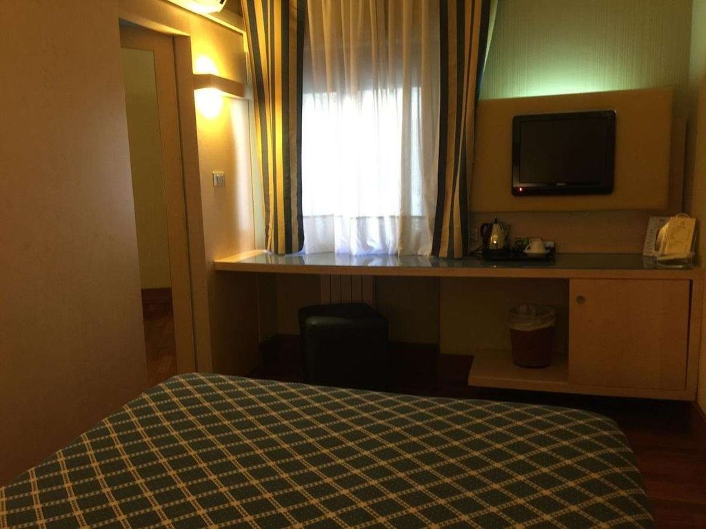 HOTEL VELINO - AVEZZANO