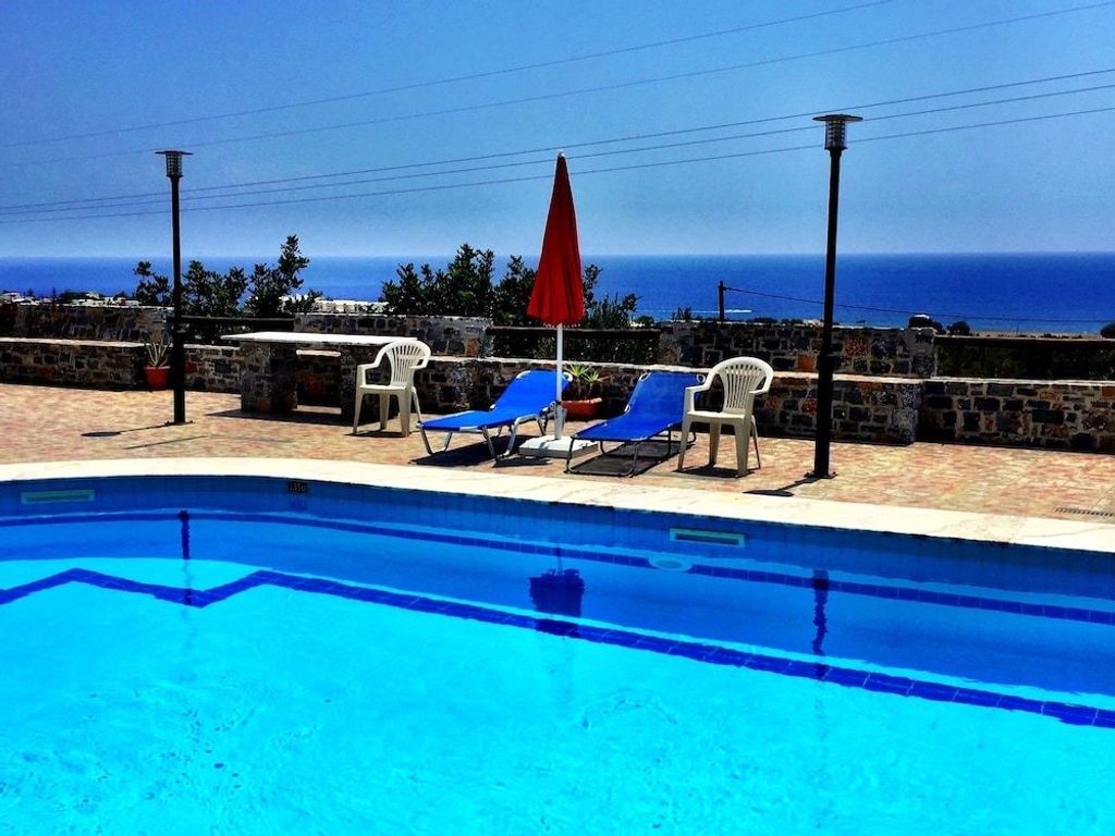 Filoxenia Villa