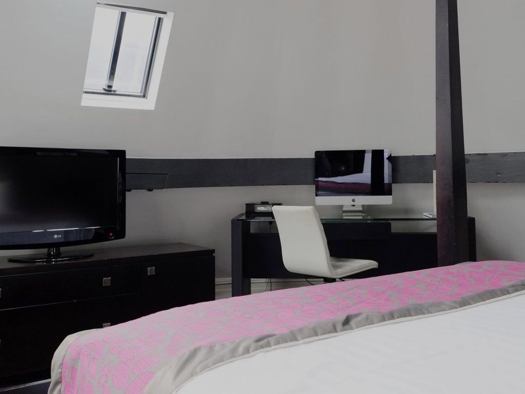 Roomzzz Manchester