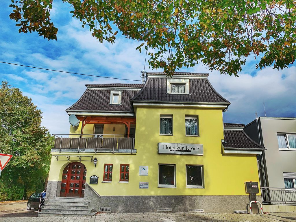 Zur Krone Garni-Hotel
