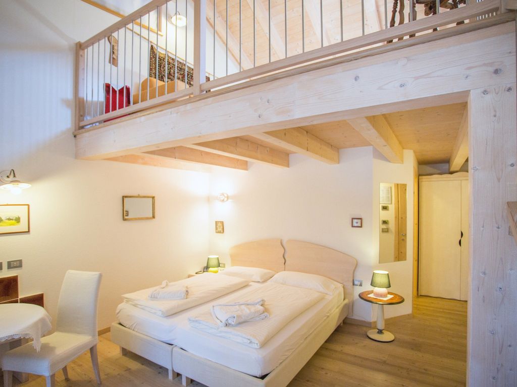 Castelir Suite Hotel