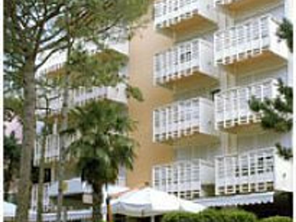 Hotel Eros