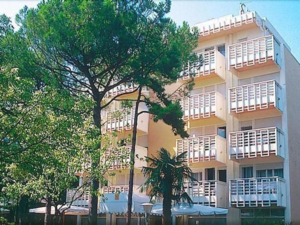 Hotel Eros