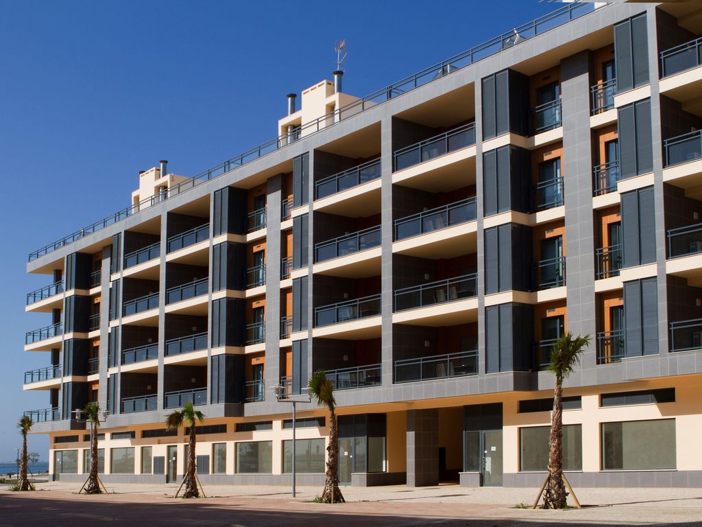 Real Marina Residence
