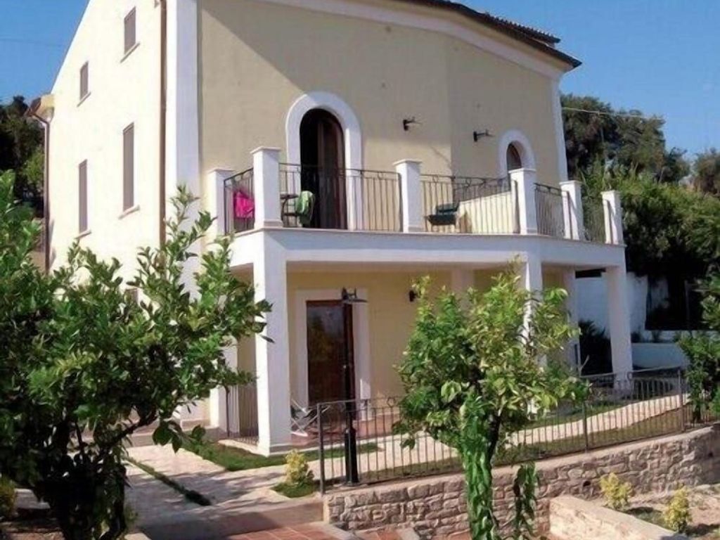 Villa Vittoria
