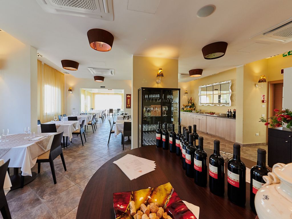 Bolgheri Marina Resort