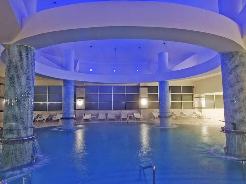 ADRINA THERMAL & SPA BEACH HOTEL DELUXE