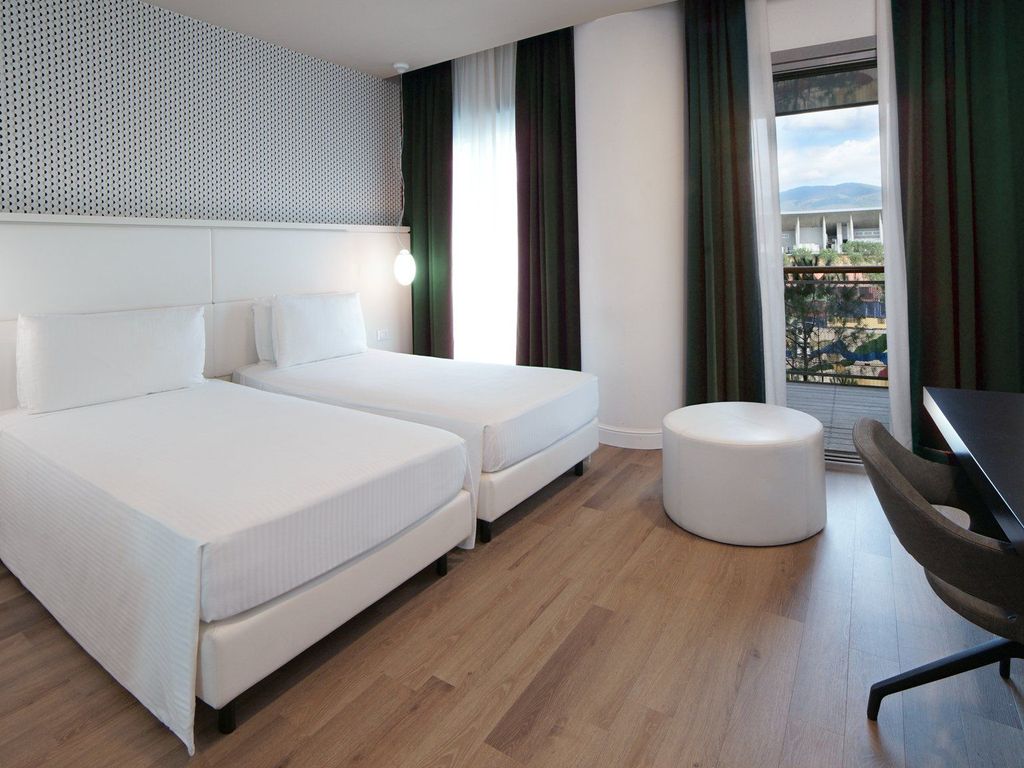 voco NOLA - NAPLES VULCANO BUONO by IHG