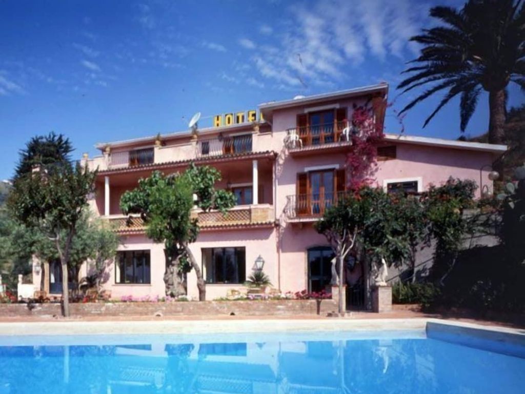 Hotel Villa Sirina