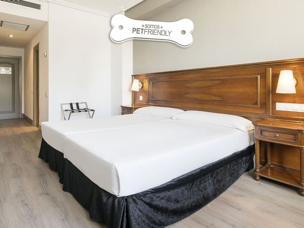 Hotel ILUNION Las Lomas