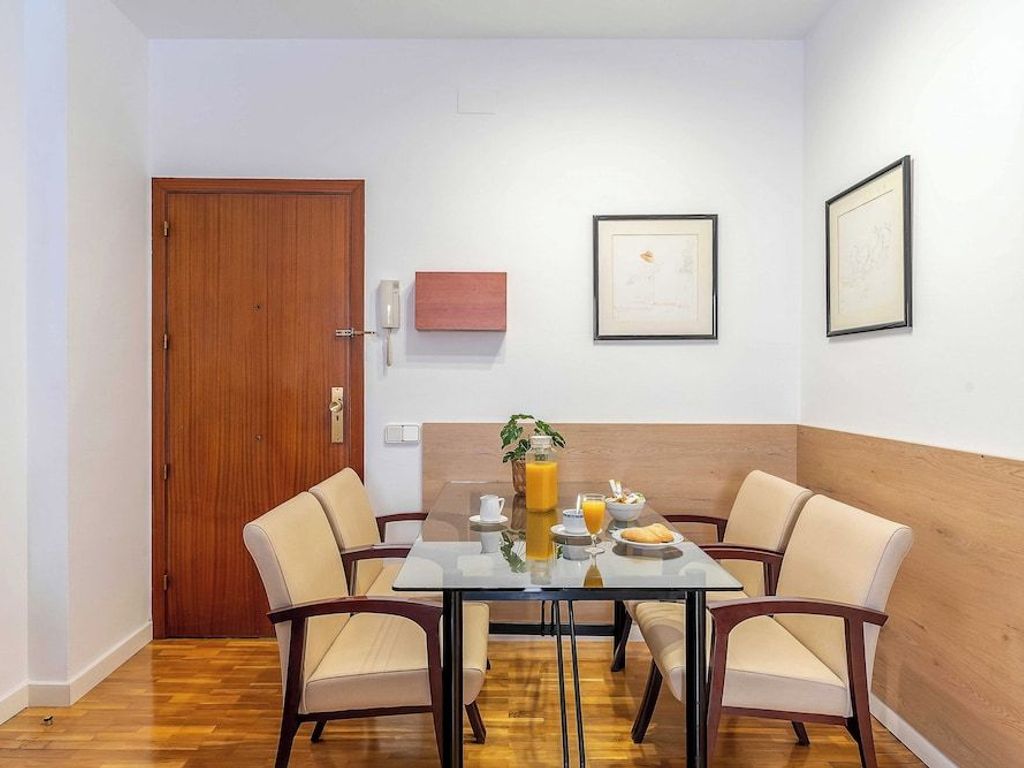 Aparthotel Bertran Aparthotel