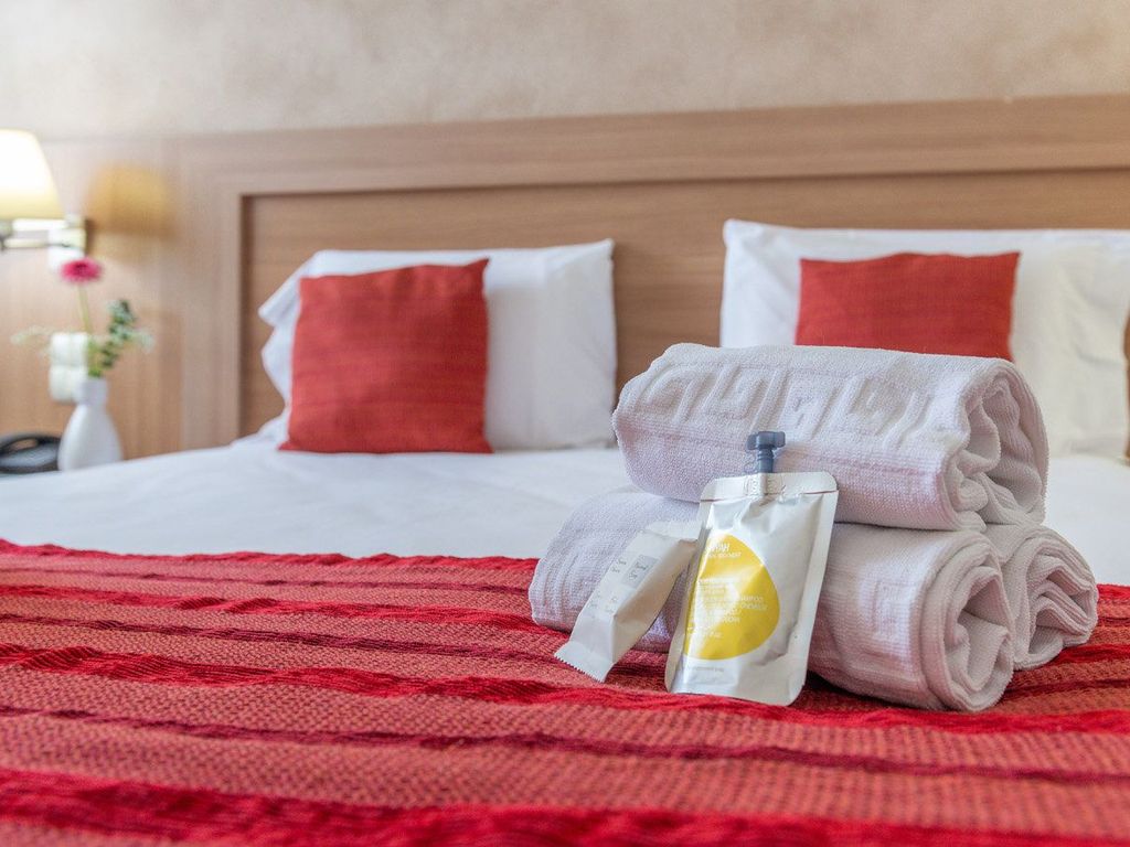Brit Hotel Confort Castres