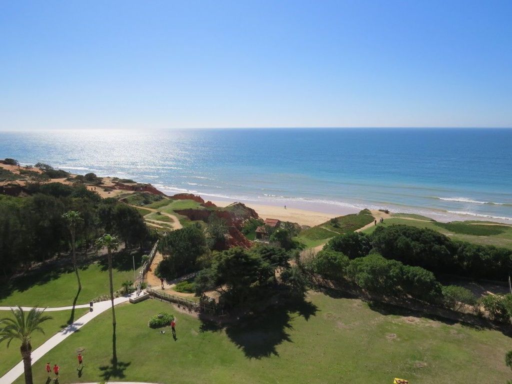 Alfamar Beach & Sport Resort