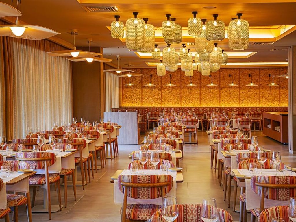 Ozadi Altura Beach Resort