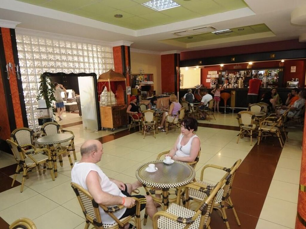 First Class Hotel - All Inclusive