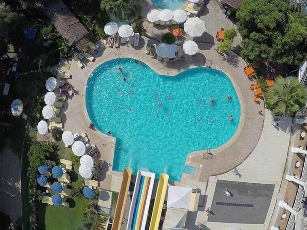 First Class Hotel - All Inclusive