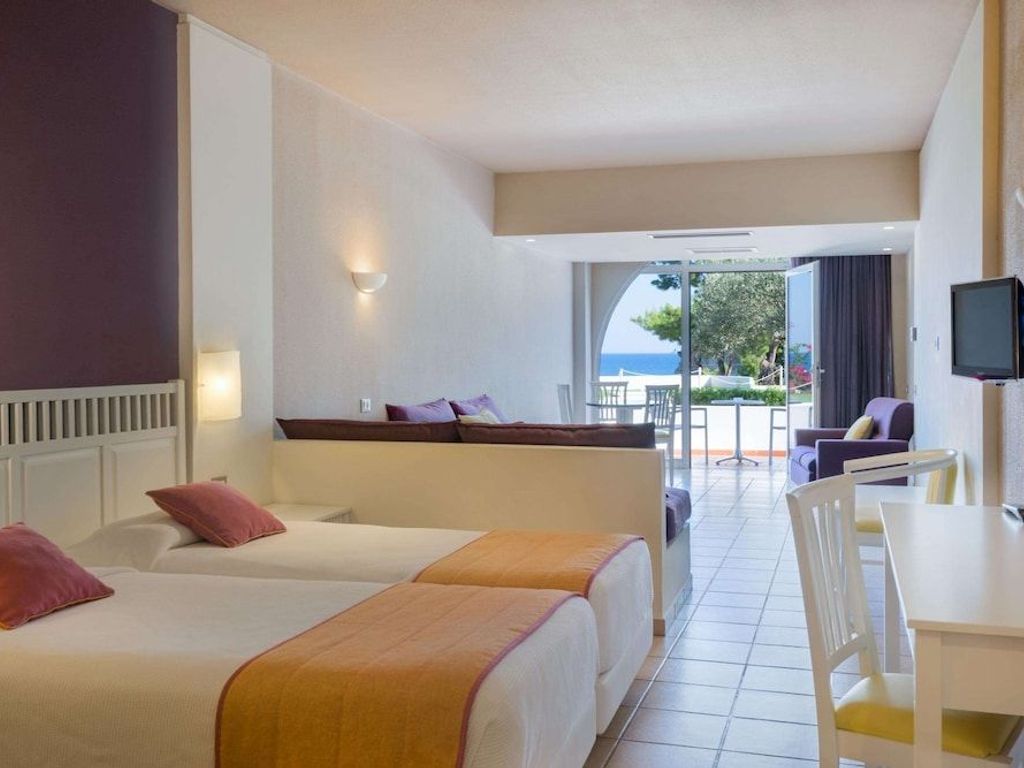 Porto Angeli Beach Resort – All Inclusive