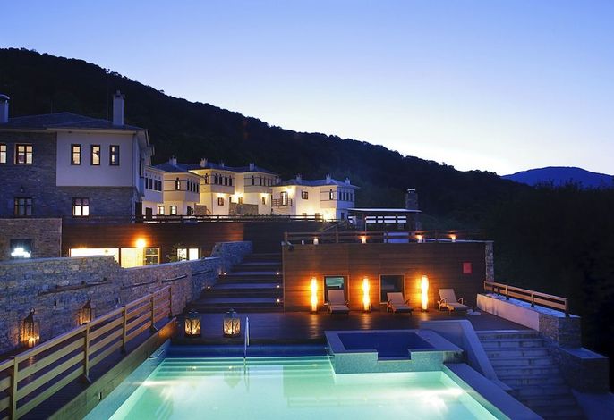 12 Months Luxury Resort