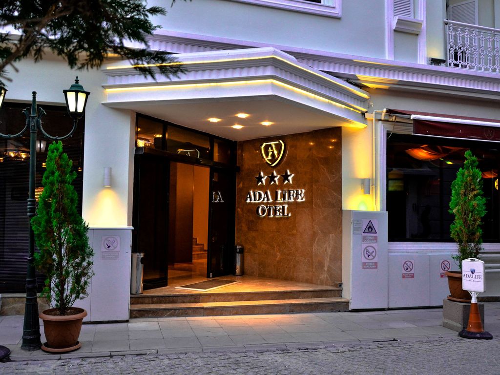 Ada Life Otel