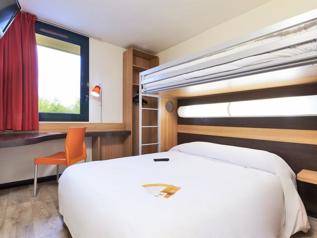 PREMIERE CLASSE PARIS OUEST - Gennevilliers Barbanniers Gennevilliers Barbanniers