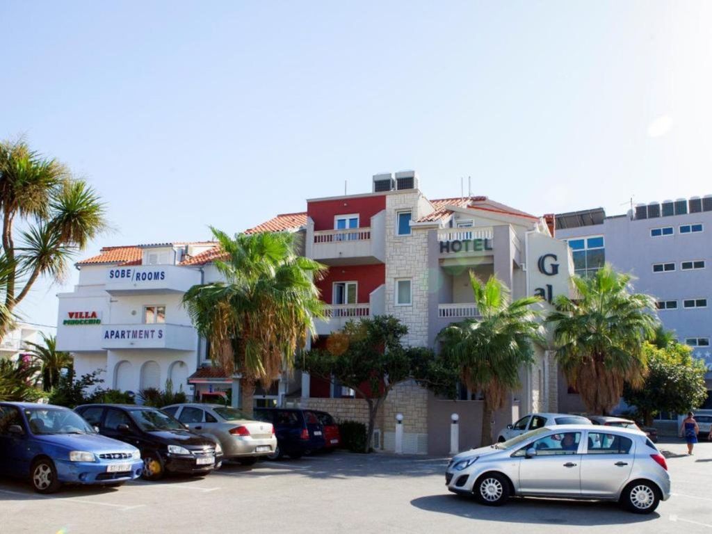 Gala Split