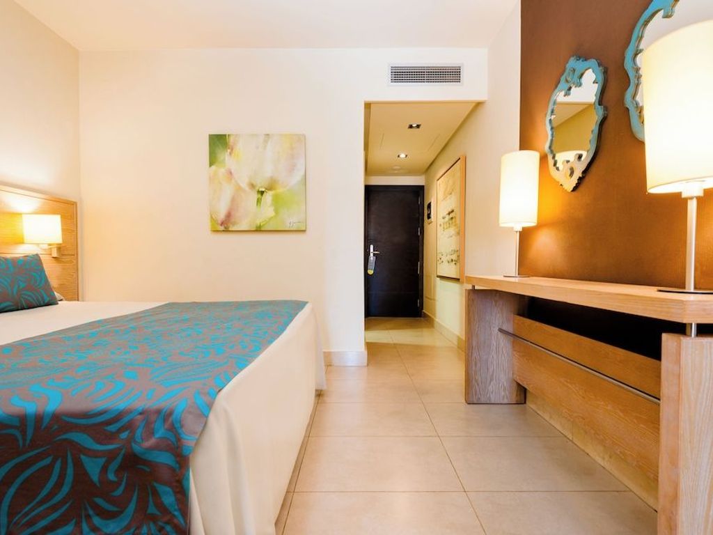Kn Hotel Arenas del Mar - Adults Only