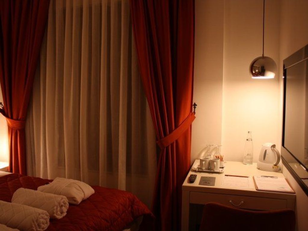 Senatus Hotel