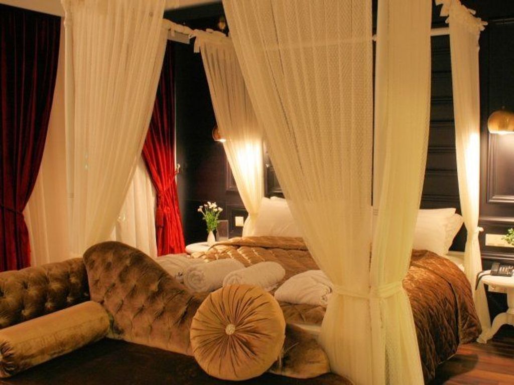 Senatus Hotel