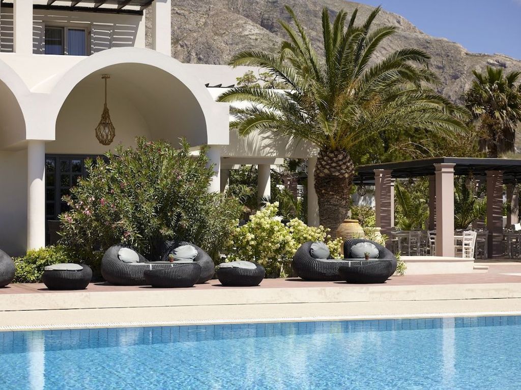 9 Muses Santorini Resort