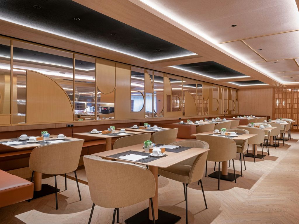AC Hotels by Marriott Hotel Atocha