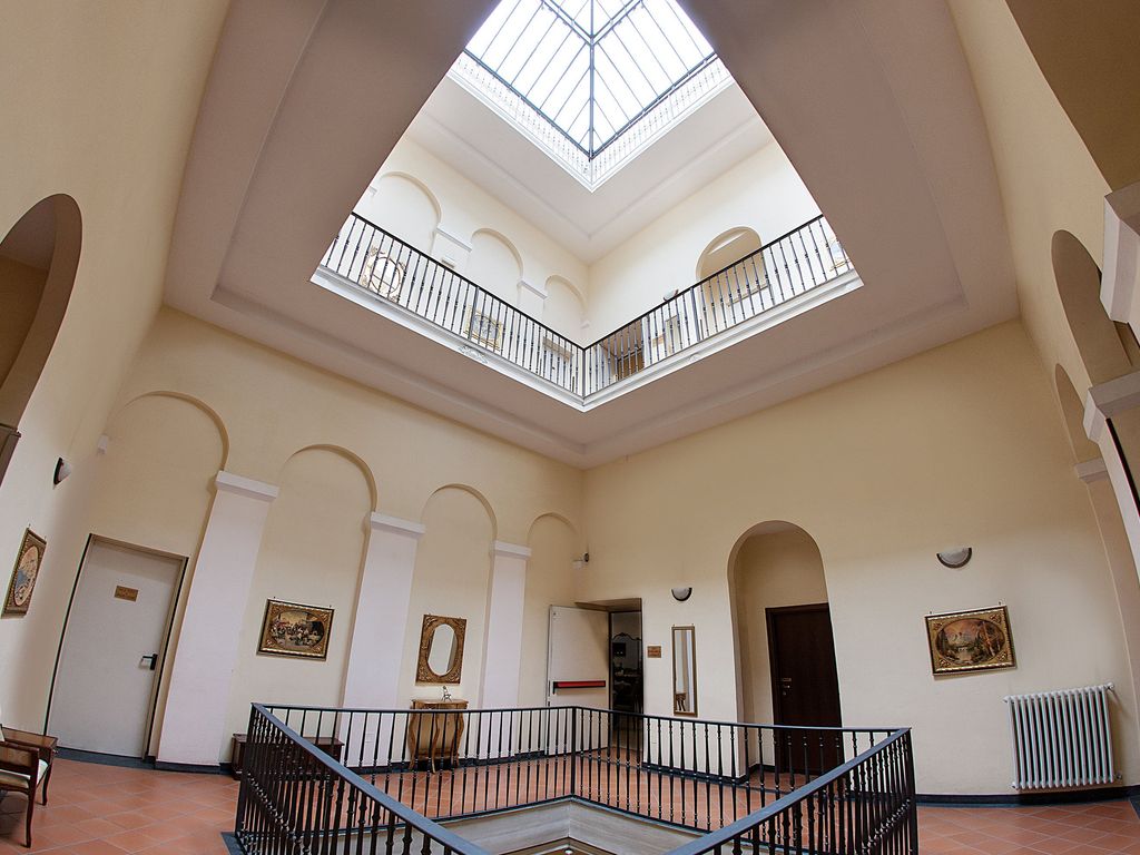 Capodimonte Grand Hotel