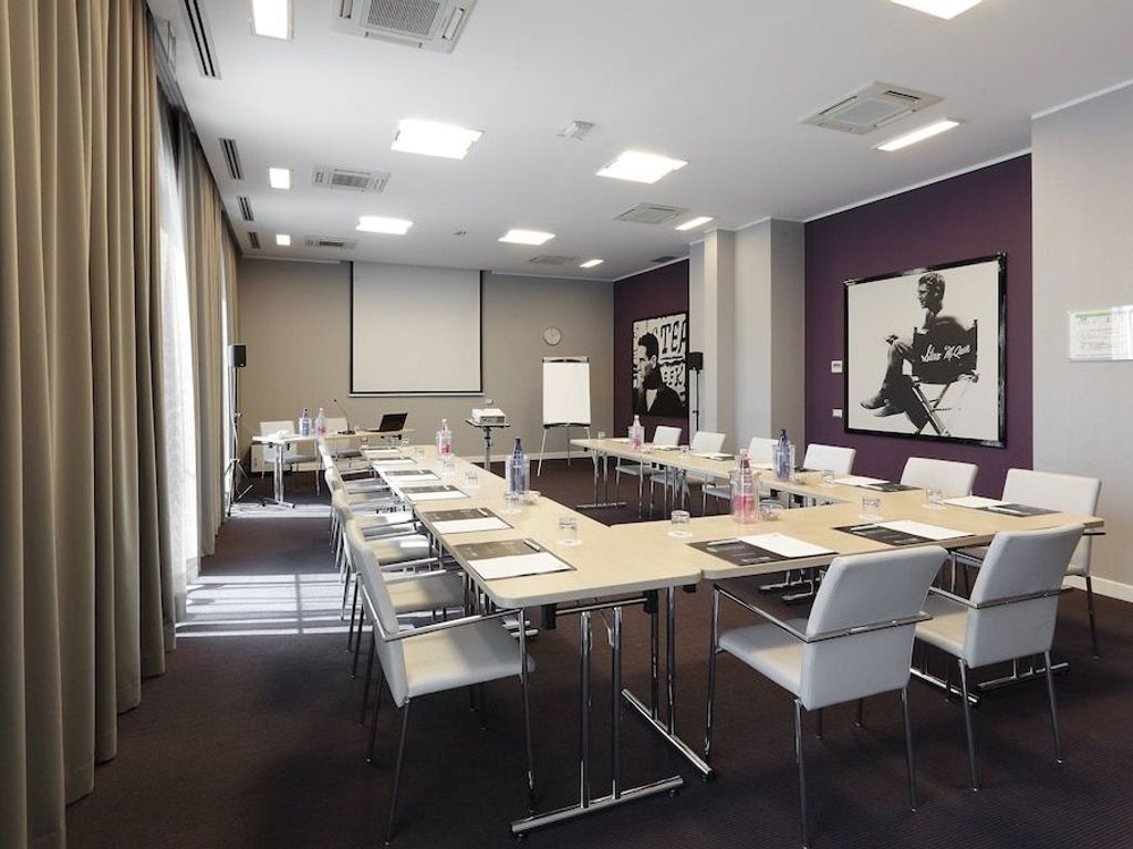 Holiday Inn NORD-ZARA by IHG