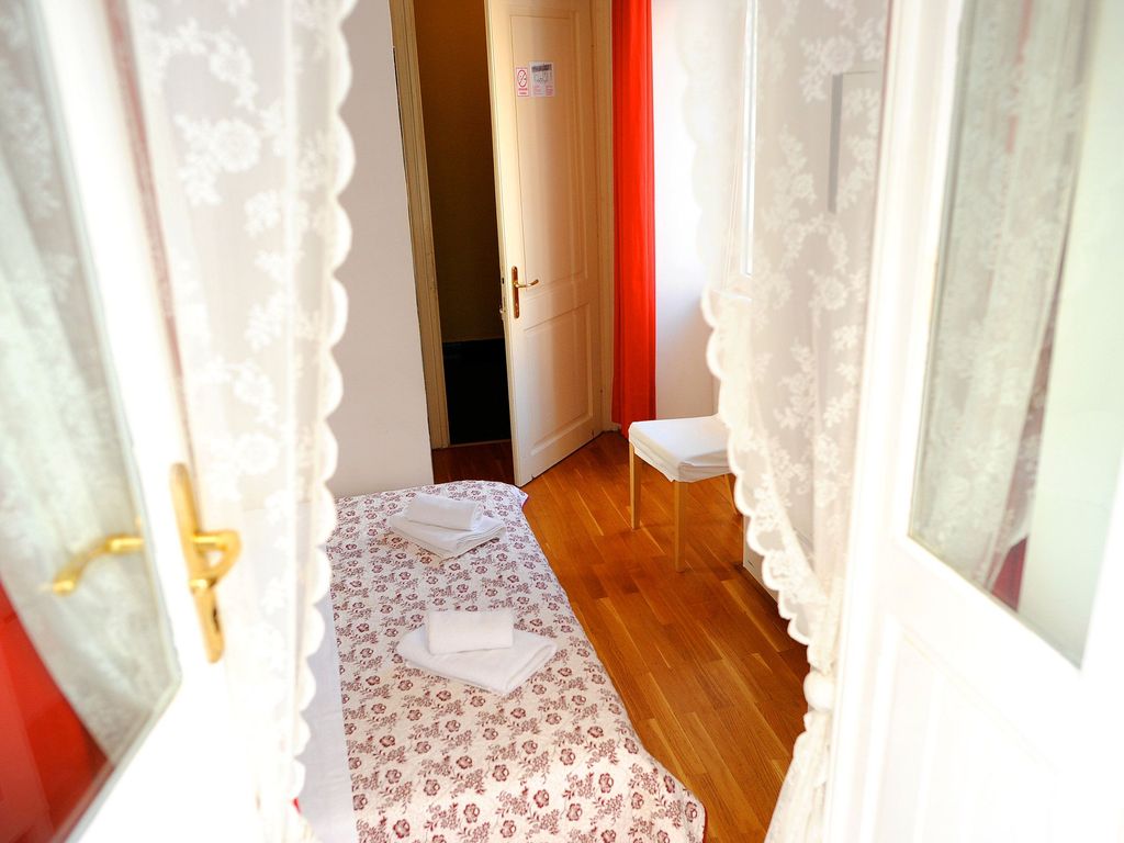 Villa Gold