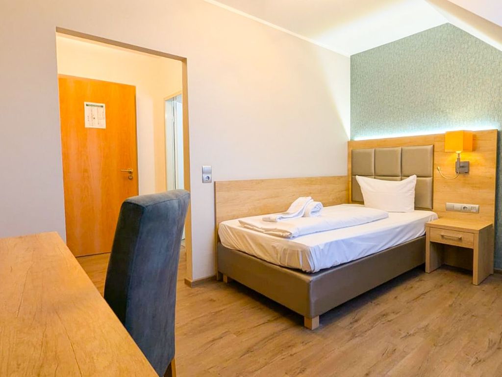 Bernstein Acamed Resort