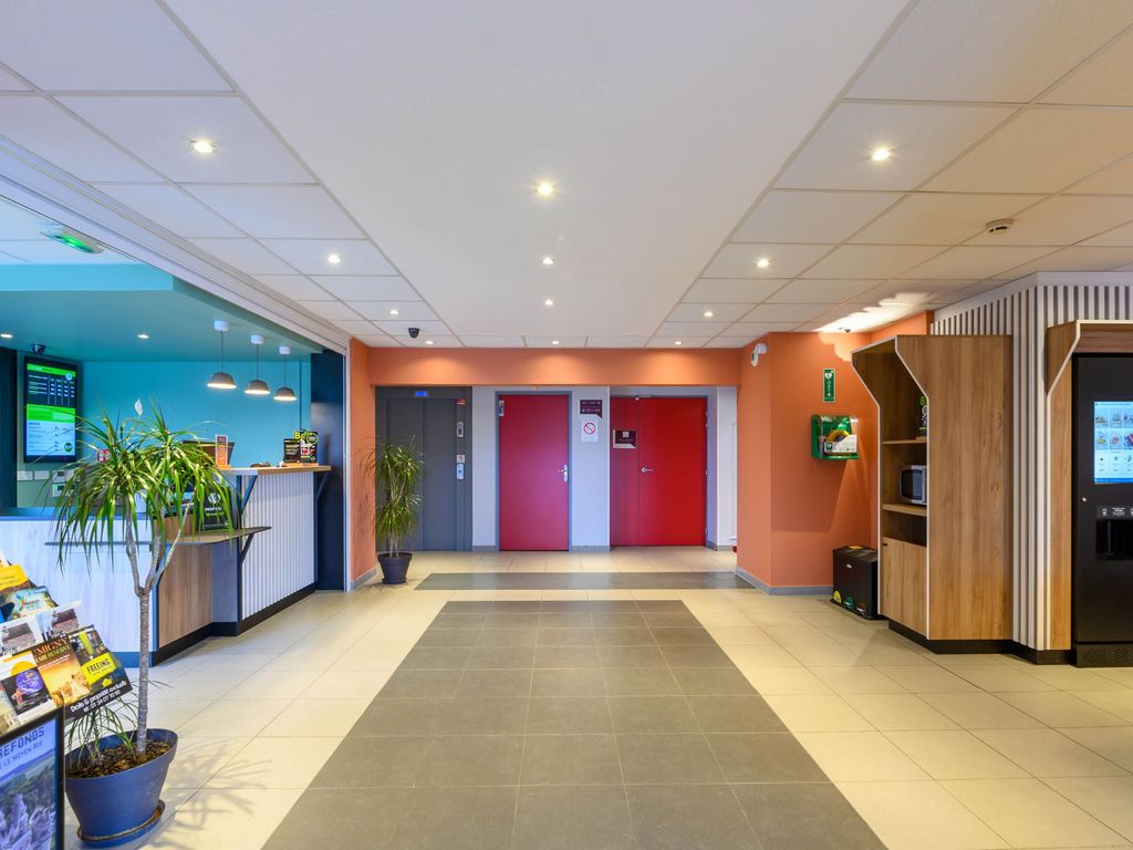 B&B HOTEL Compiègne Thourotte