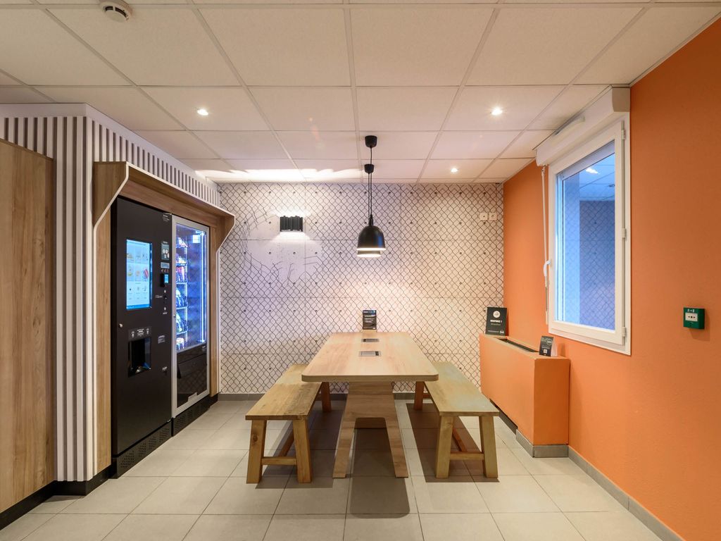 B&B HOTEL Compiègne Thourotte