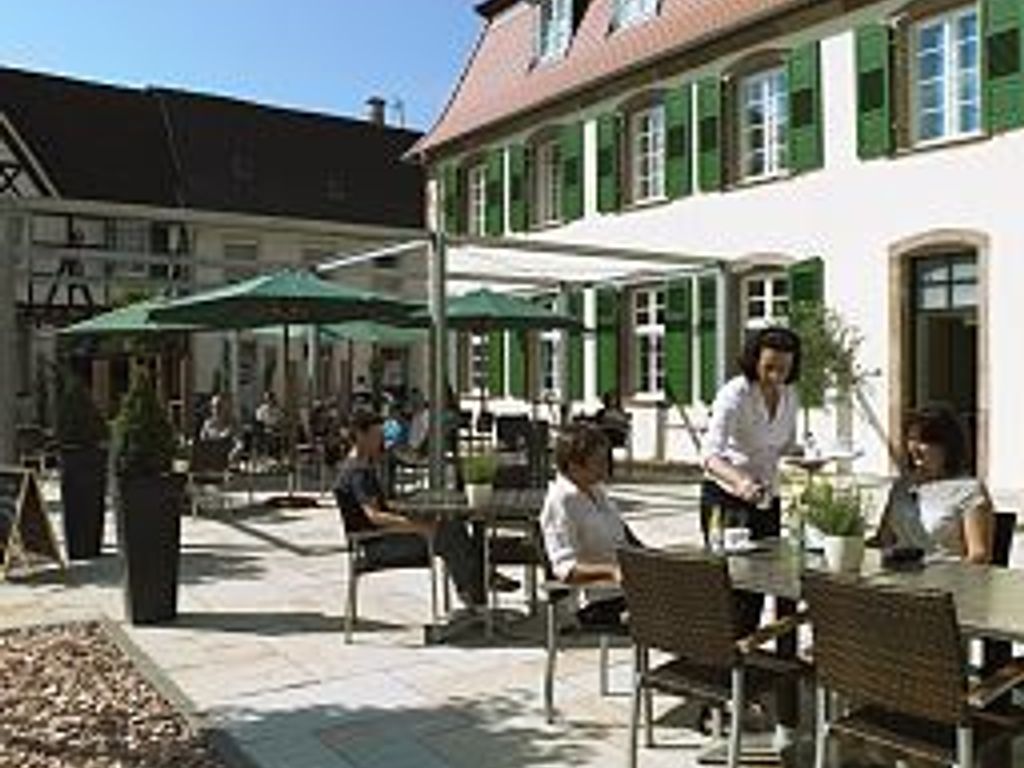 Bergzaberner Hof Schlosshotel
