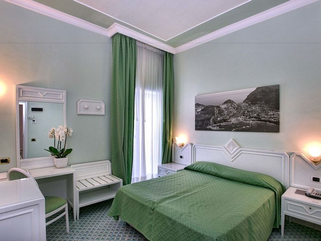 Grand Hotel Riviera